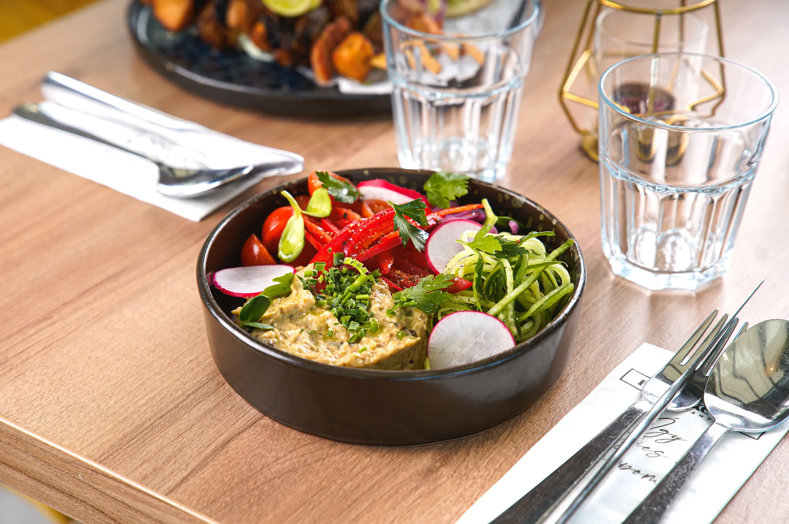 Untitled-1_0022__DSC5882